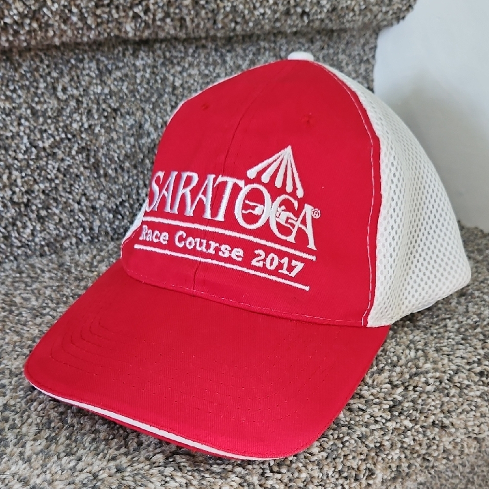 Red and White Saratoga Race Course 2017 Cap